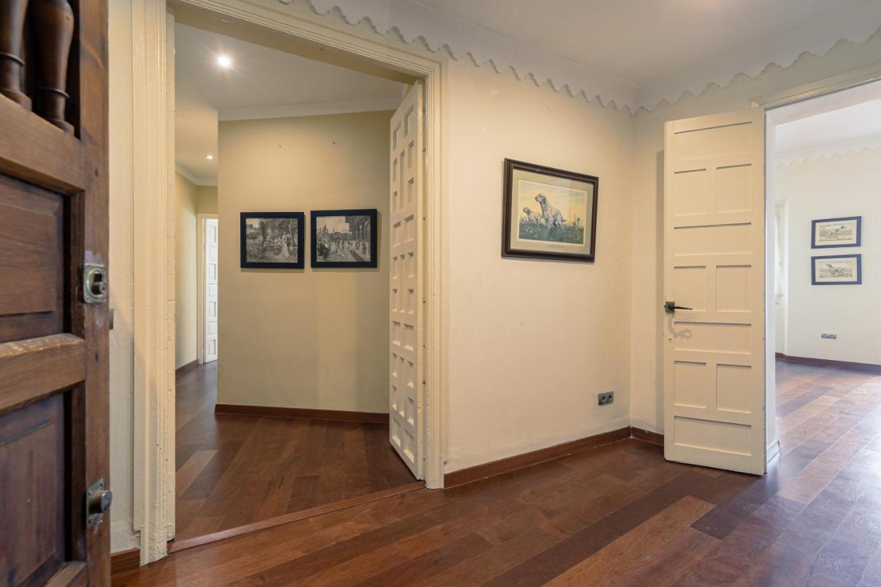 Aoa Plaza Santa Marta Appartement Sevilla