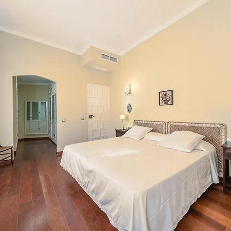 Aoa Plaza Santa Marta Apartment Seville Exterior photo