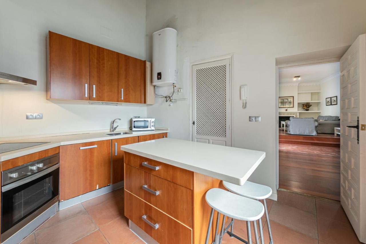 Apartment Aoa Plaza Santa Marta Seville